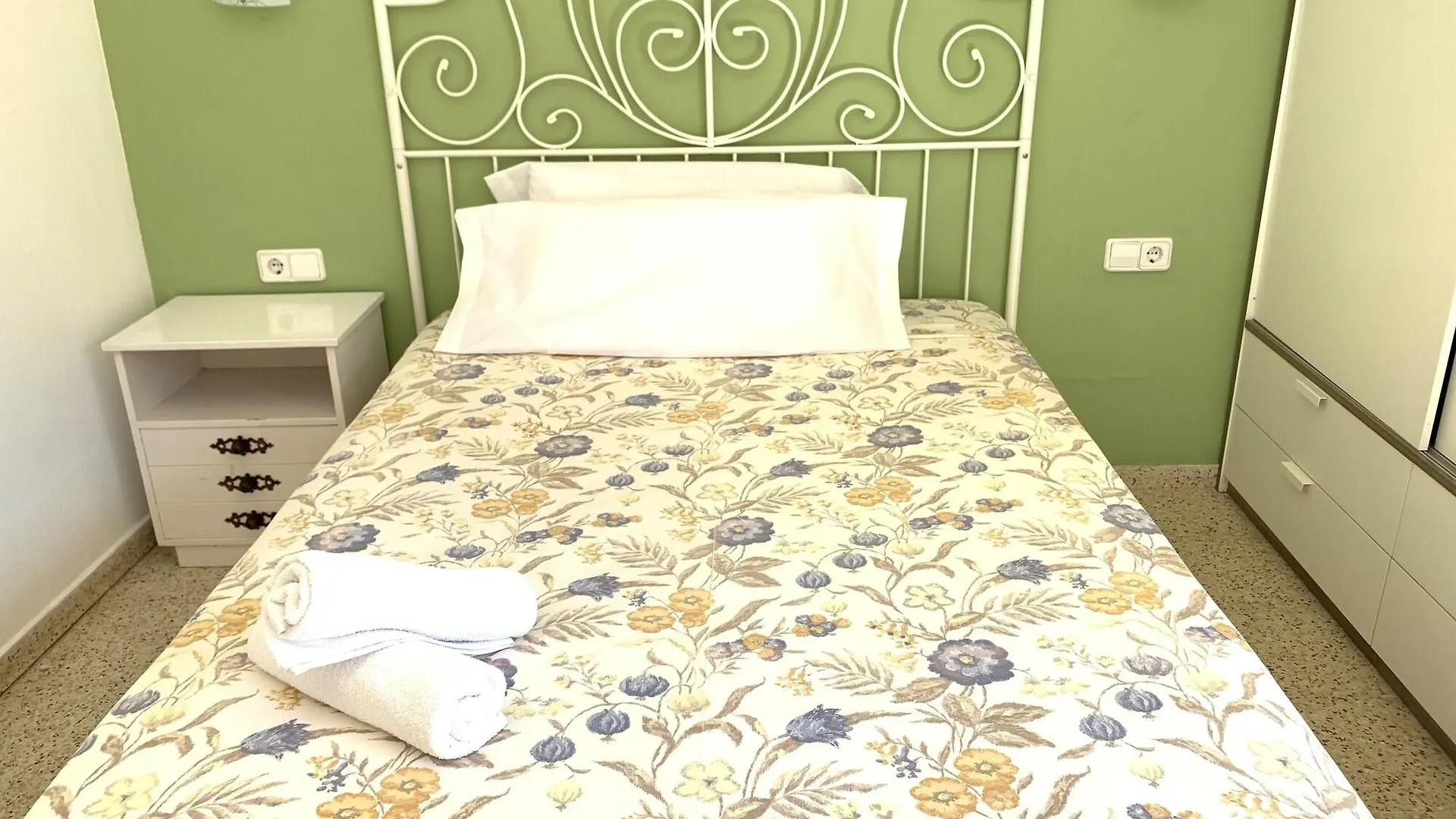 Eva Apartments Lloret de Mar