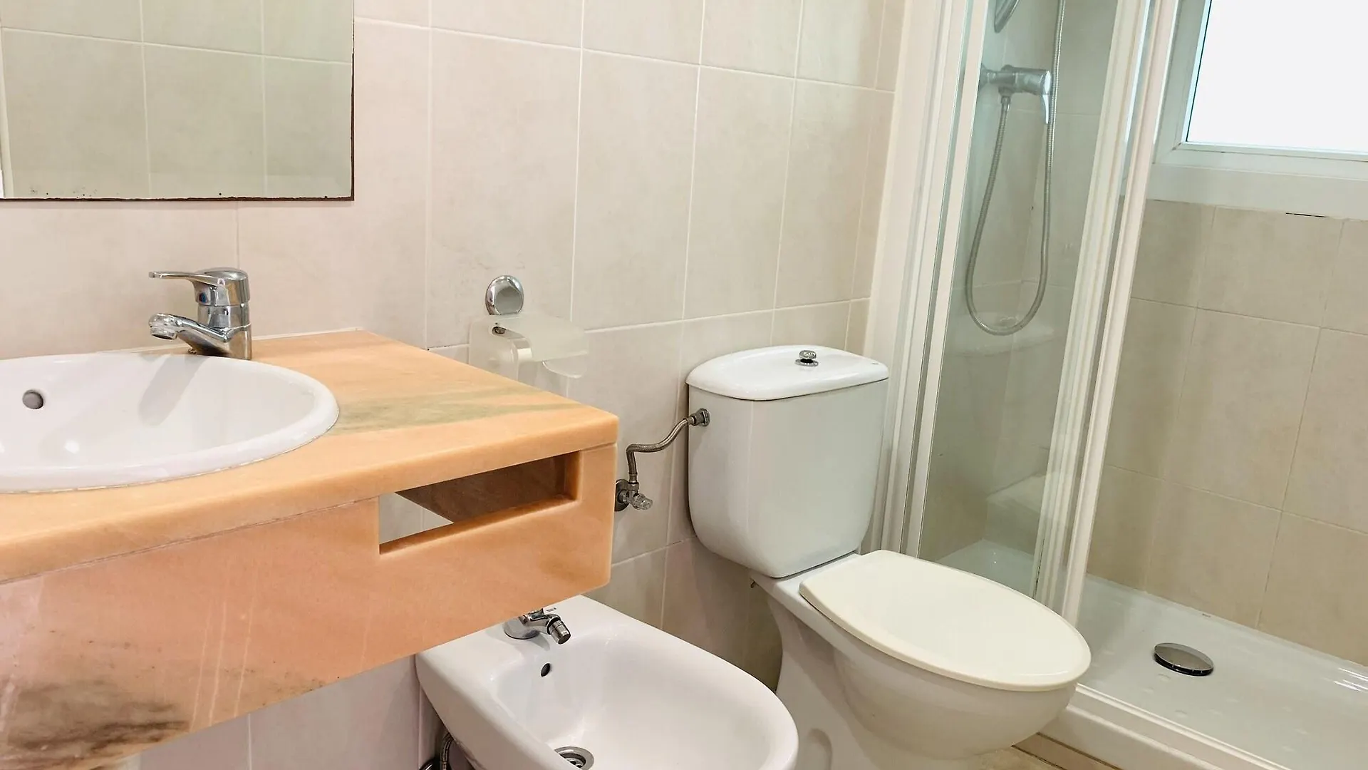 Eva Apartments Lloret de Mar 0*,  Španělsko