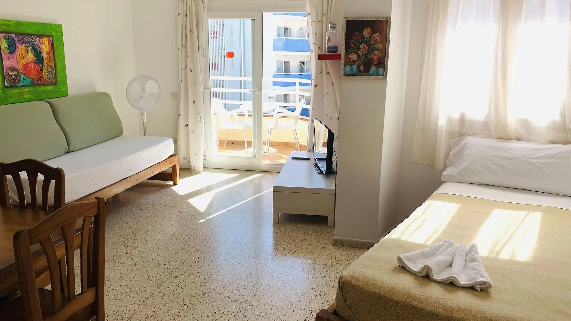 Eva Apartments Lloret de Mar