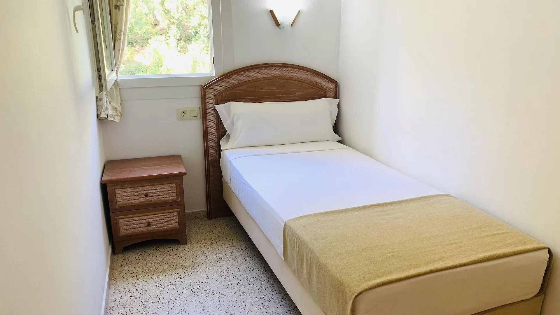 Eva Apartments Lloret de Mar